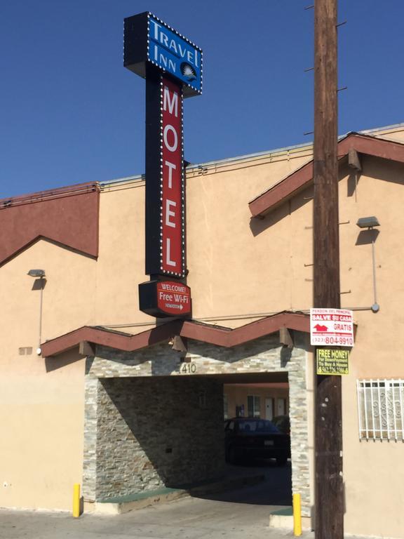 Travel Motel *