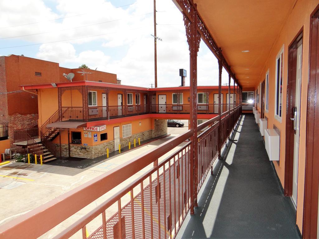 Travel Motel